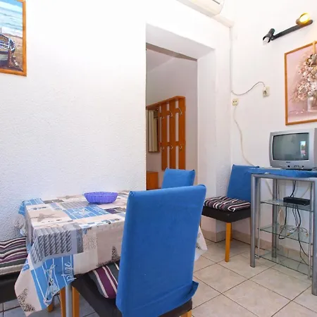 Fuer 4 Personen Ca 40 Qm In Pjescana Uvala, Istrien Istrische Riviera *